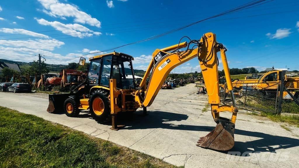 CAT 428 C Retrocargadoras