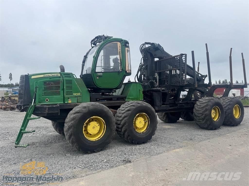 John Deere 1910E Autocargadoras