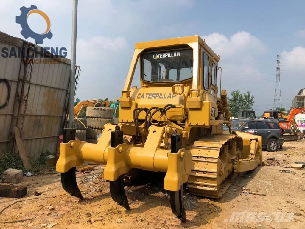 CAT D 8 K Buldozer sobre oruga