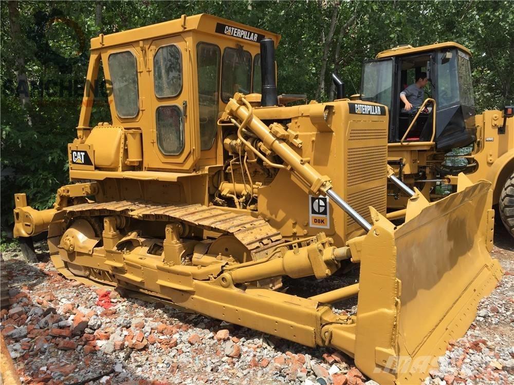CAT D 8 K Buldozer sobre oruga