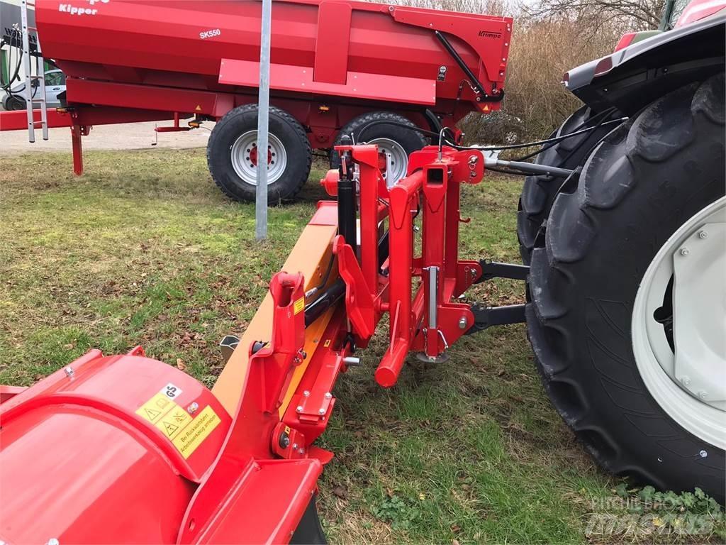 Dücker USM 18 Otros equipos usados para la recolección de forraje