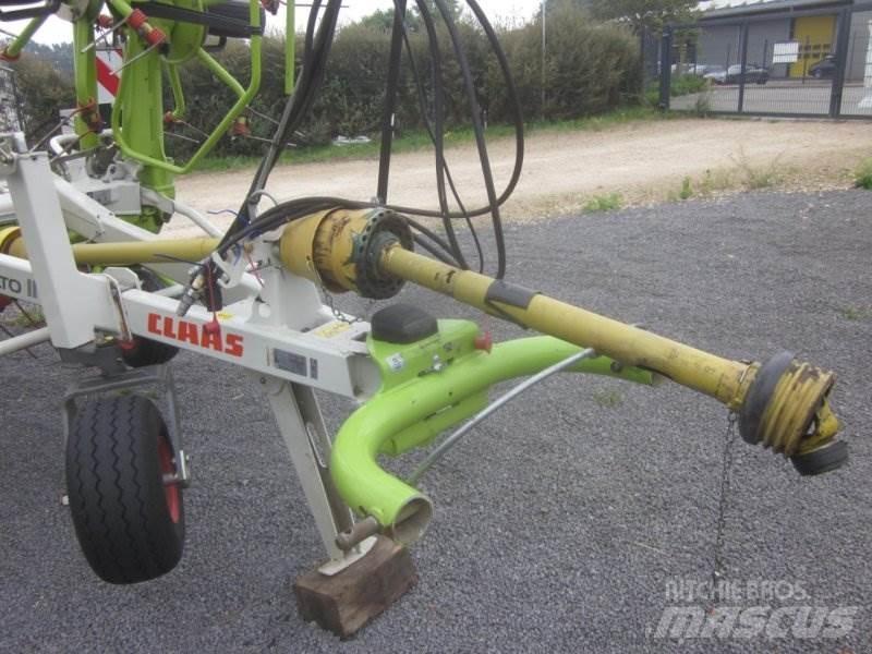 CLAAS VOLTO 1100 T Rastrillos y henificadores