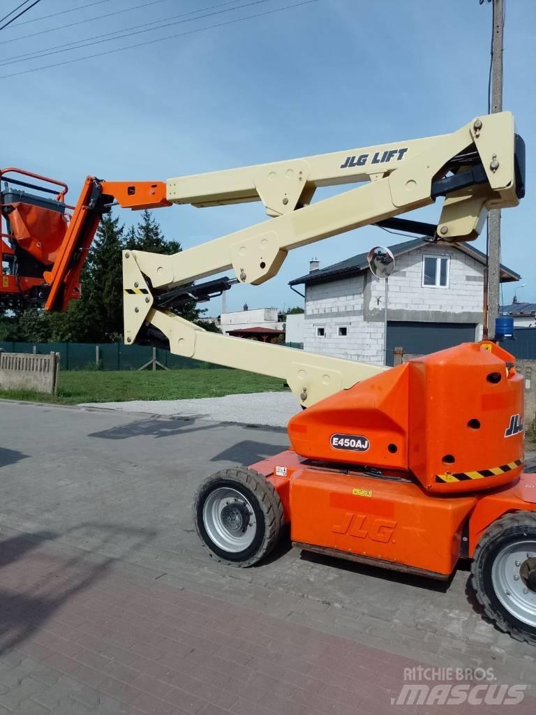 JLG E 450 AJ Plataforma de trabajo articulada