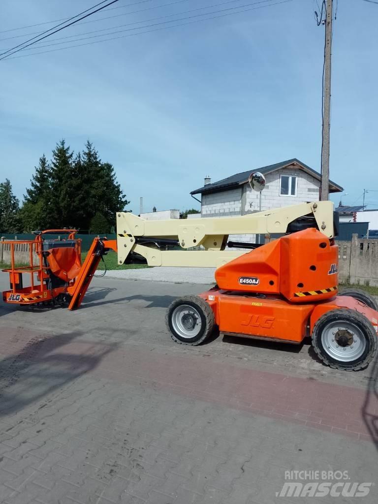 JLG E 450 AJ Plataforma de trabajo articulada