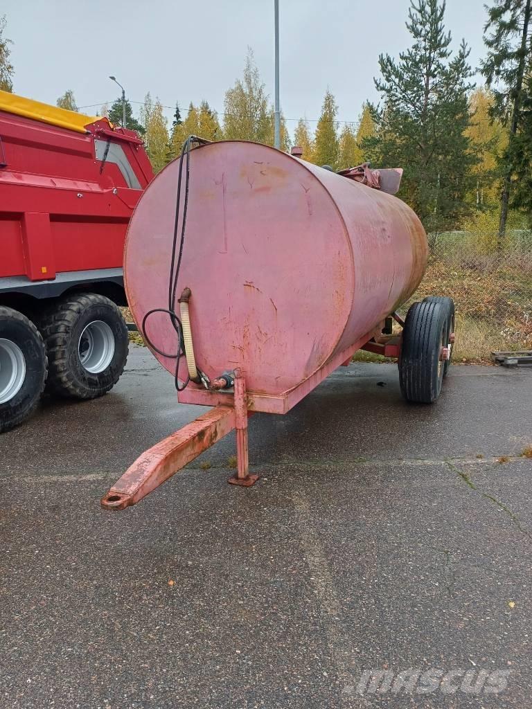  Lietekärri 8m3 Cisternas o cubas esparcidoras de purín