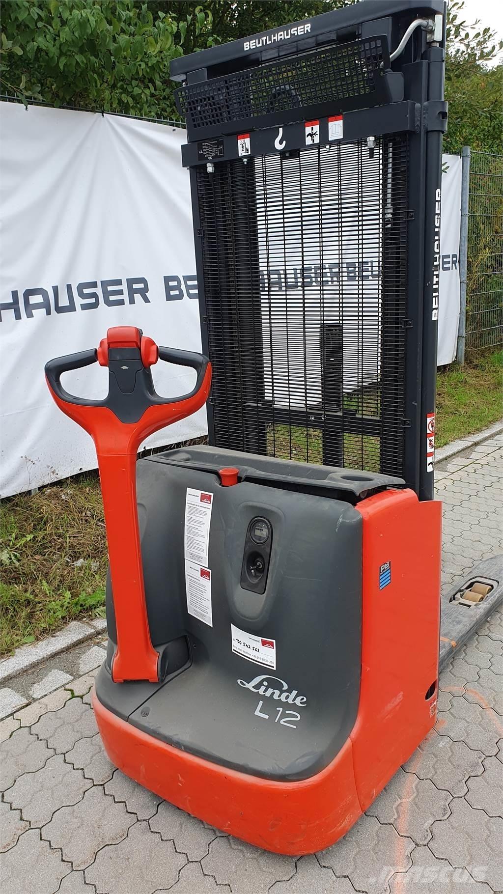 Linde L12i Apiladores eléctricos