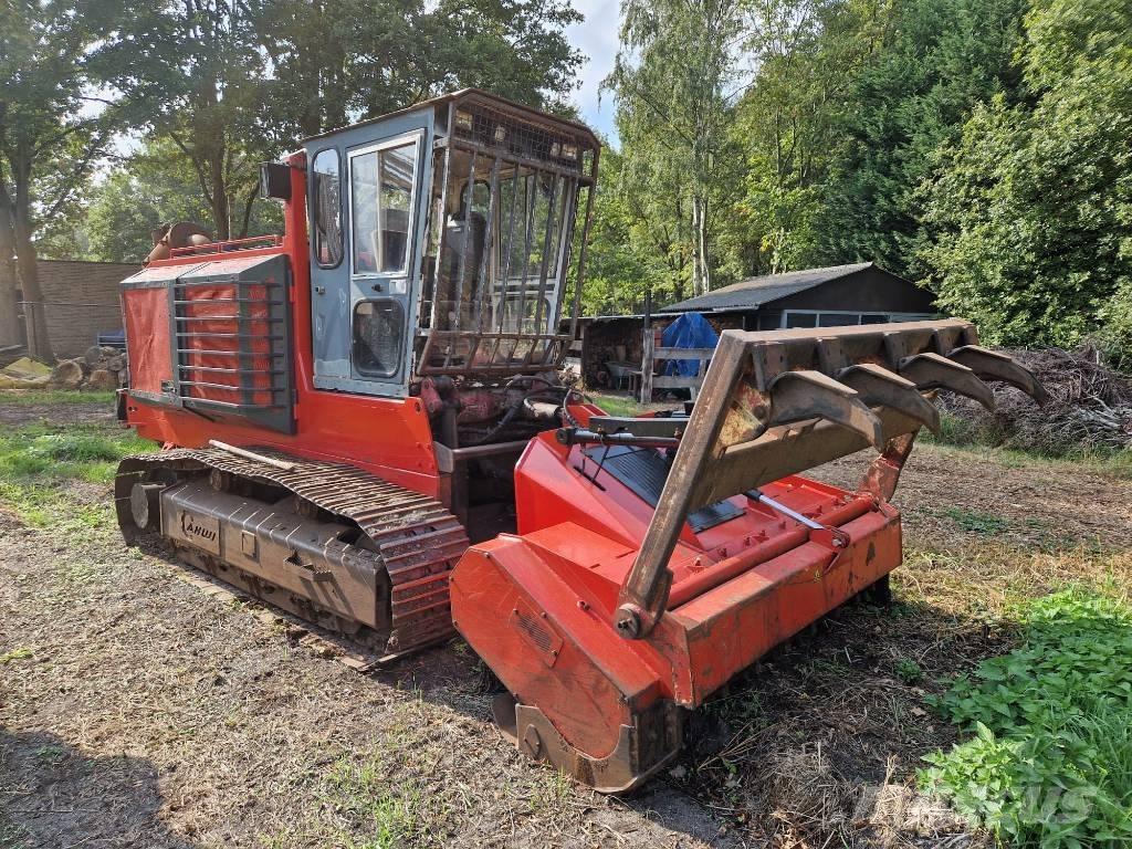 Ahwi RT350 Tractor forestal