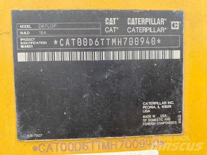 CAT D6T LGP Buldozer sobre oruga