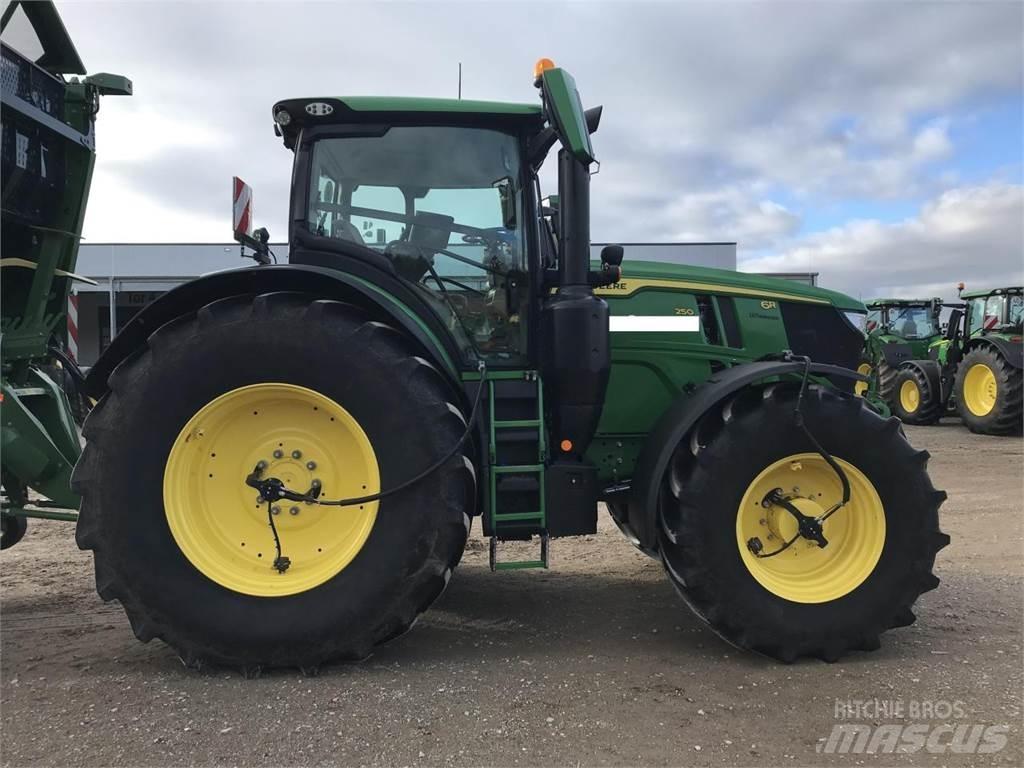 John Deere 6R 250 Tractores