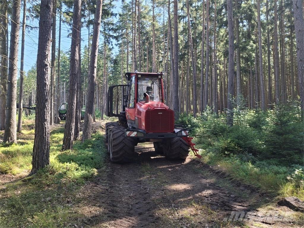 Komatsu 845 Autocargadoras