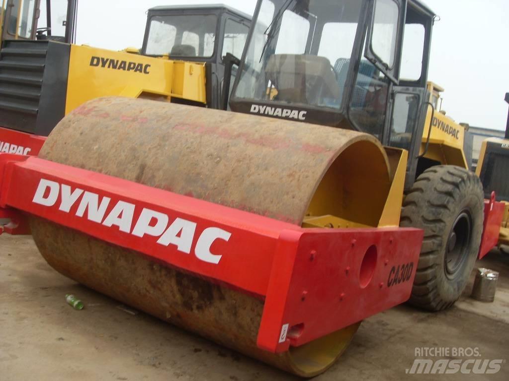 Dynapac CA 251 D Rodillos de un solo tambor