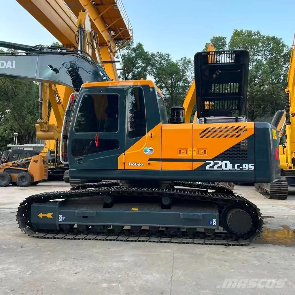 Hyundai 220LC-9S Mini excavadoras < 7t