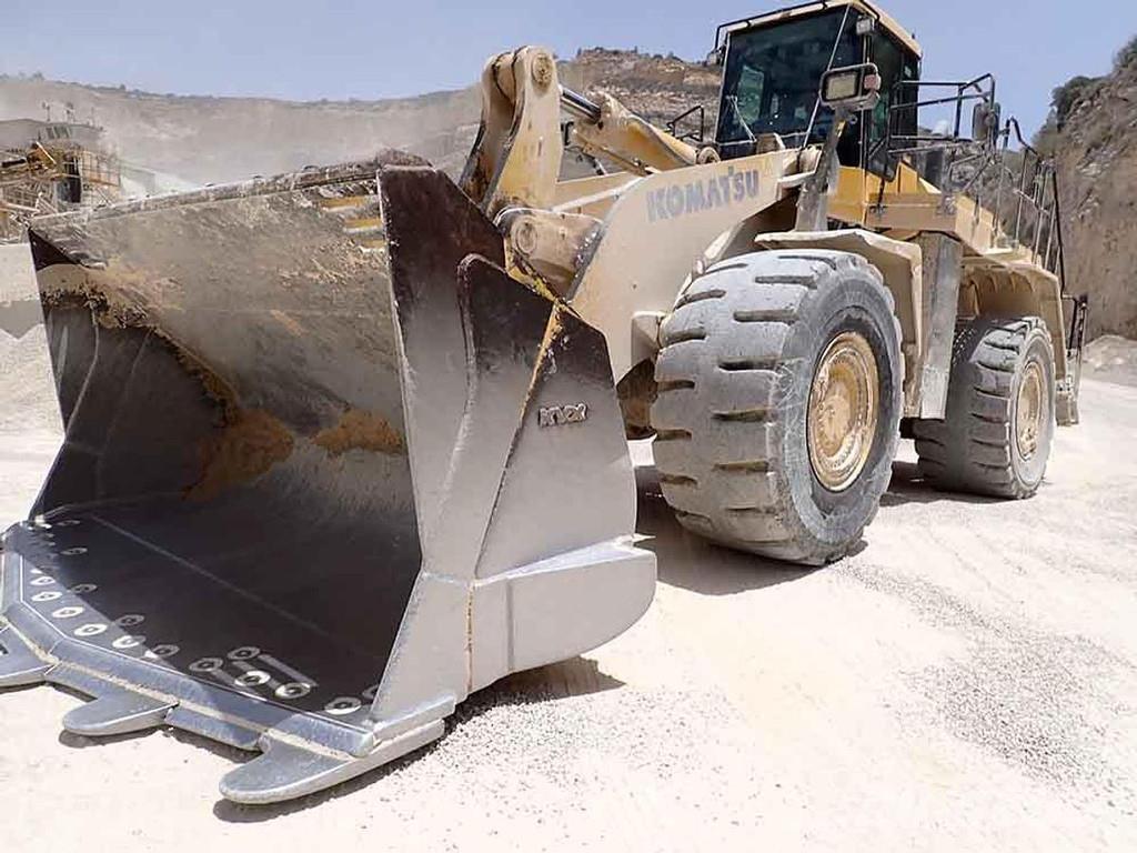 Komatsu WA600-8EO Cargadoras sobre ruedas