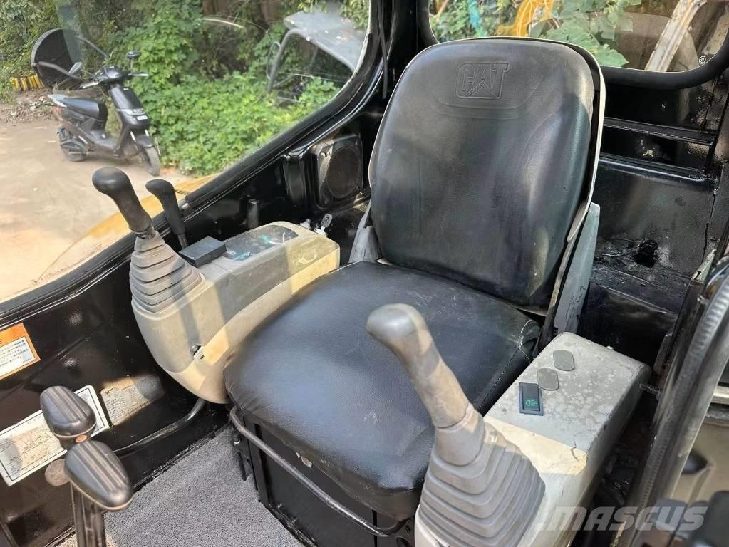 CAT 303 CR Mini excavadoras < 7t