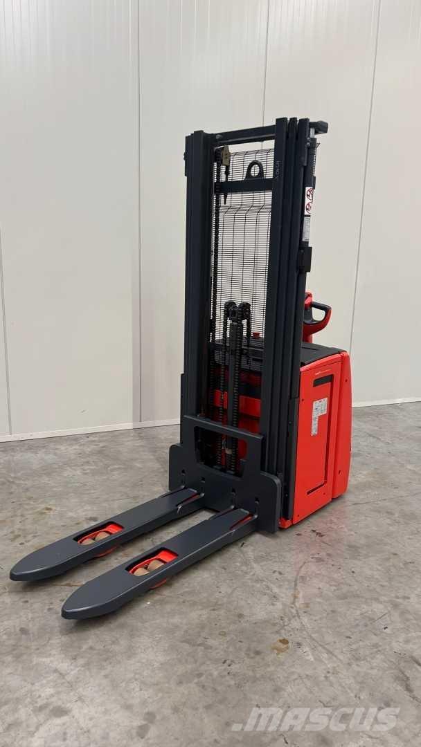 Linde L14 Apiladores eléctricos autopropulsados