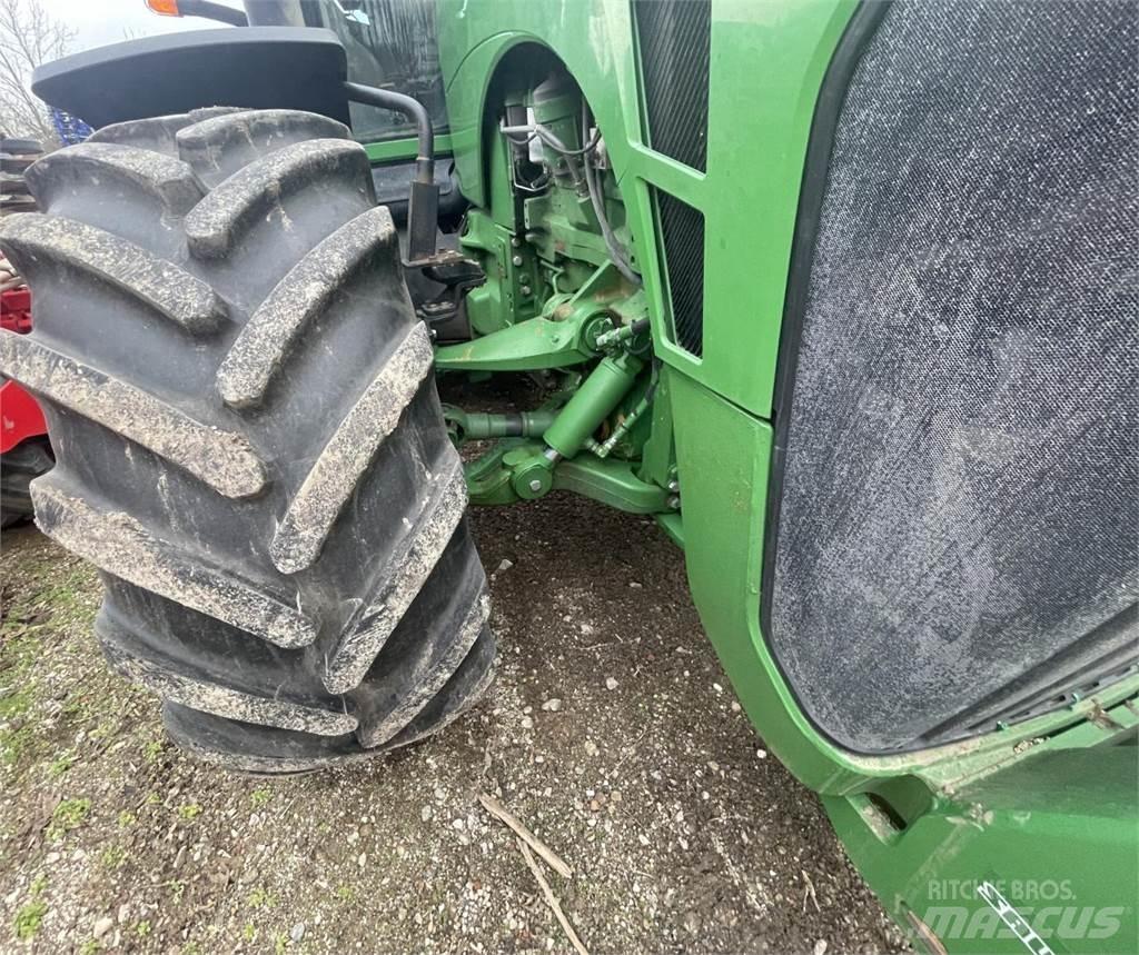 John Deere 8430 Tractores