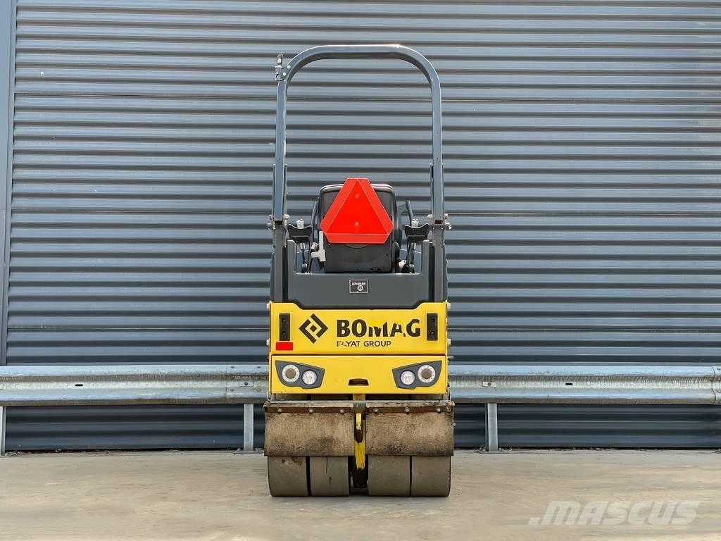 Bomag BW 100 AC-5 Rodillos combinados