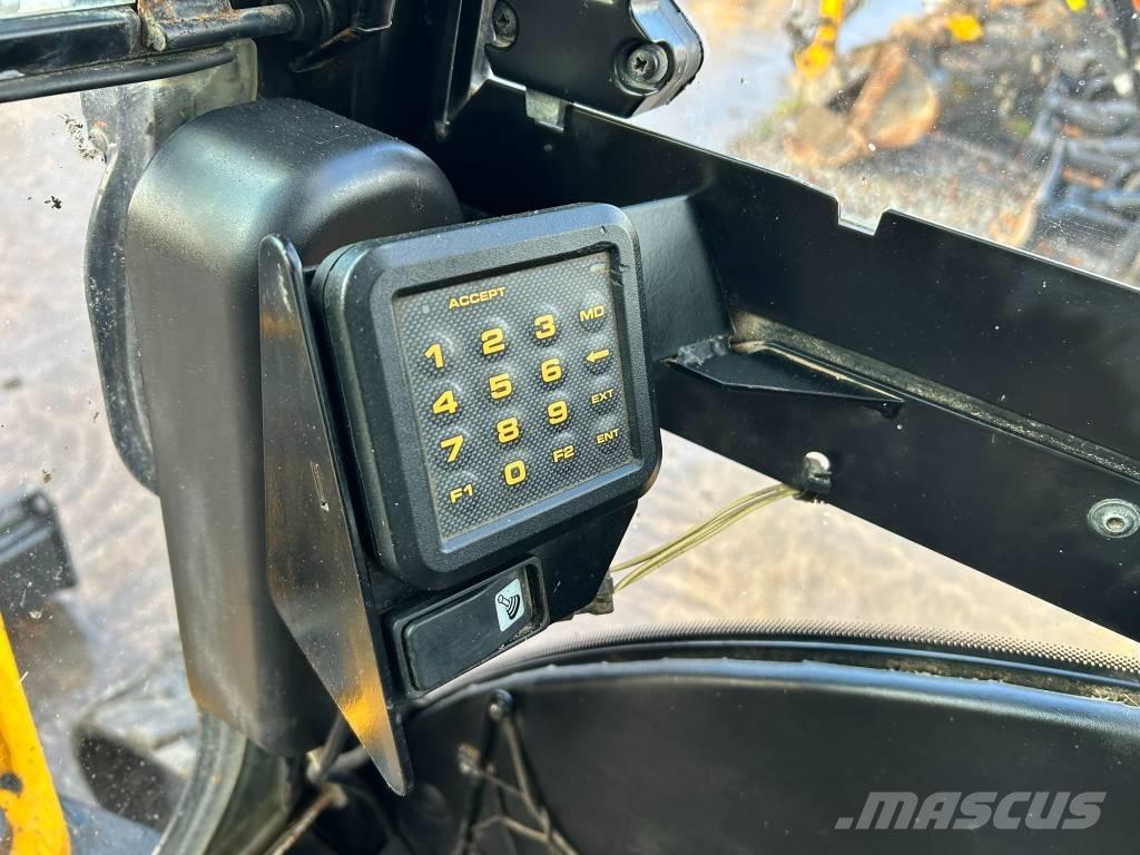 JCB 8026 CTS Mini excavadoras < 7t