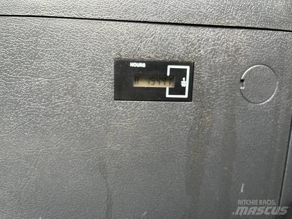 Hyundai HX 140 AL Excavadoras de cadenas