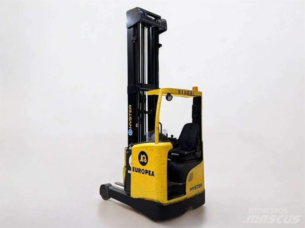 Hyster R1 6 Carretillas retráctiles