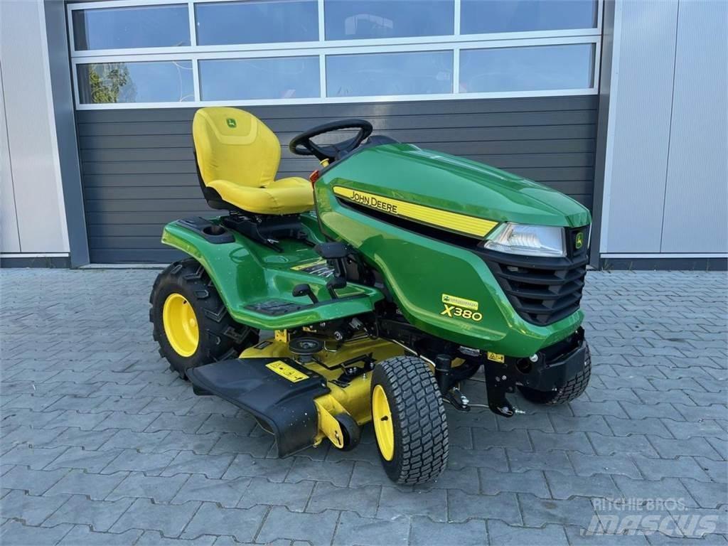 John Deere X380 Corta-césped de greens