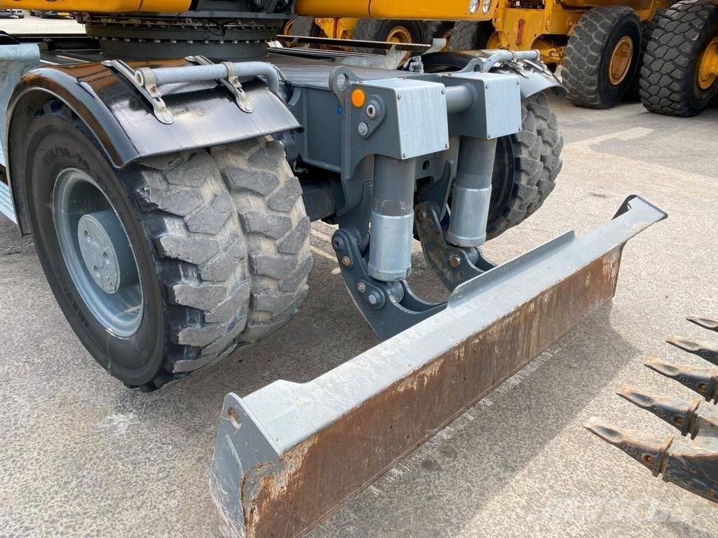 Liebherr A914 Excavadoras de ruedas