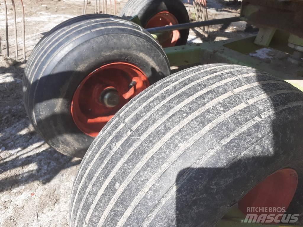 CLAAS Liner 430 S Segadoras hileradoras