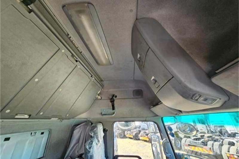 UD TRUCKS QUON Otros camiones