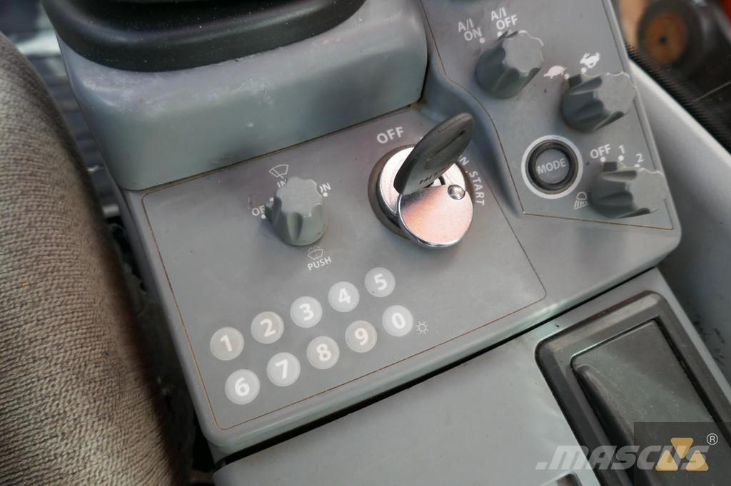 Hitachi ZX300LC-6 Excavadoras de cadenas