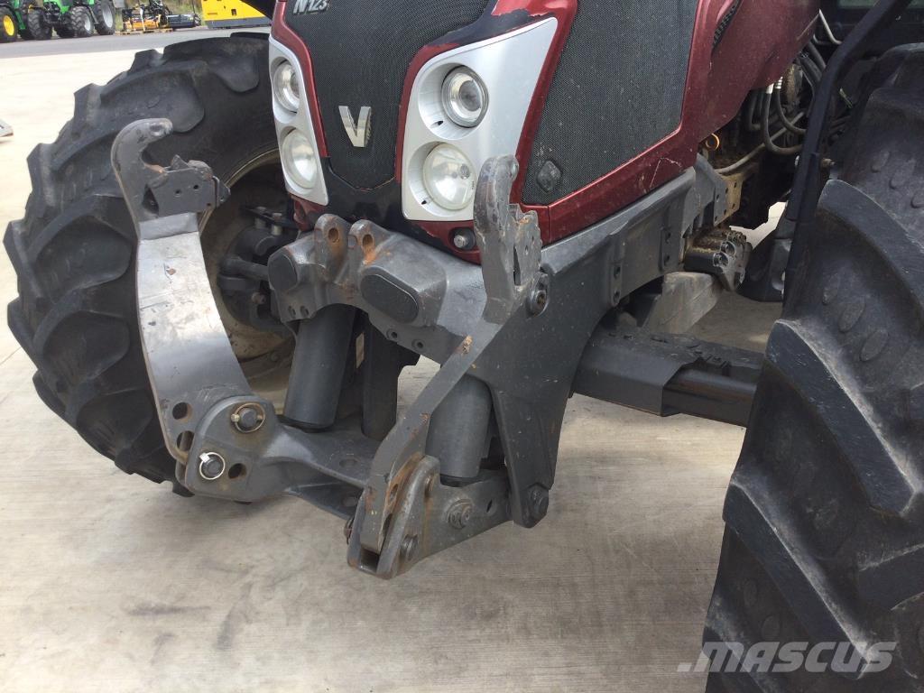 Valtra N123 Tractores