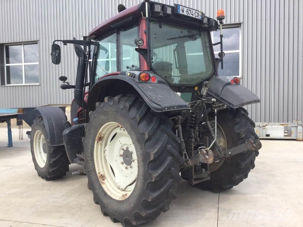 Valtra N123 Tractores