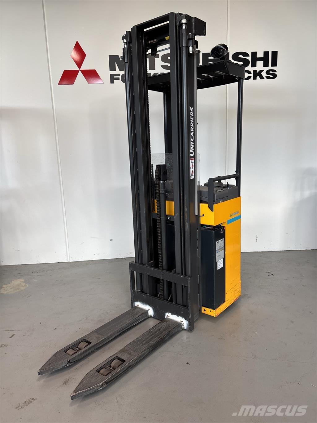 Atlet A160 Apiladores eléctricos autopropulsados