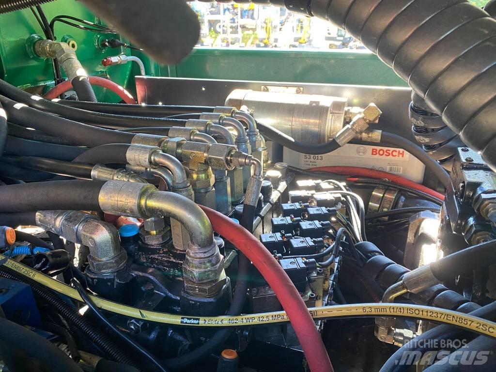 John Deere 1110 Autocargadoras
