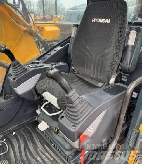 Hyundai HX 220 L Excavadoras de cadenas