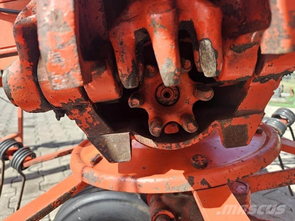 Kuhn GF 8501 MH Rastrillos y henificadores