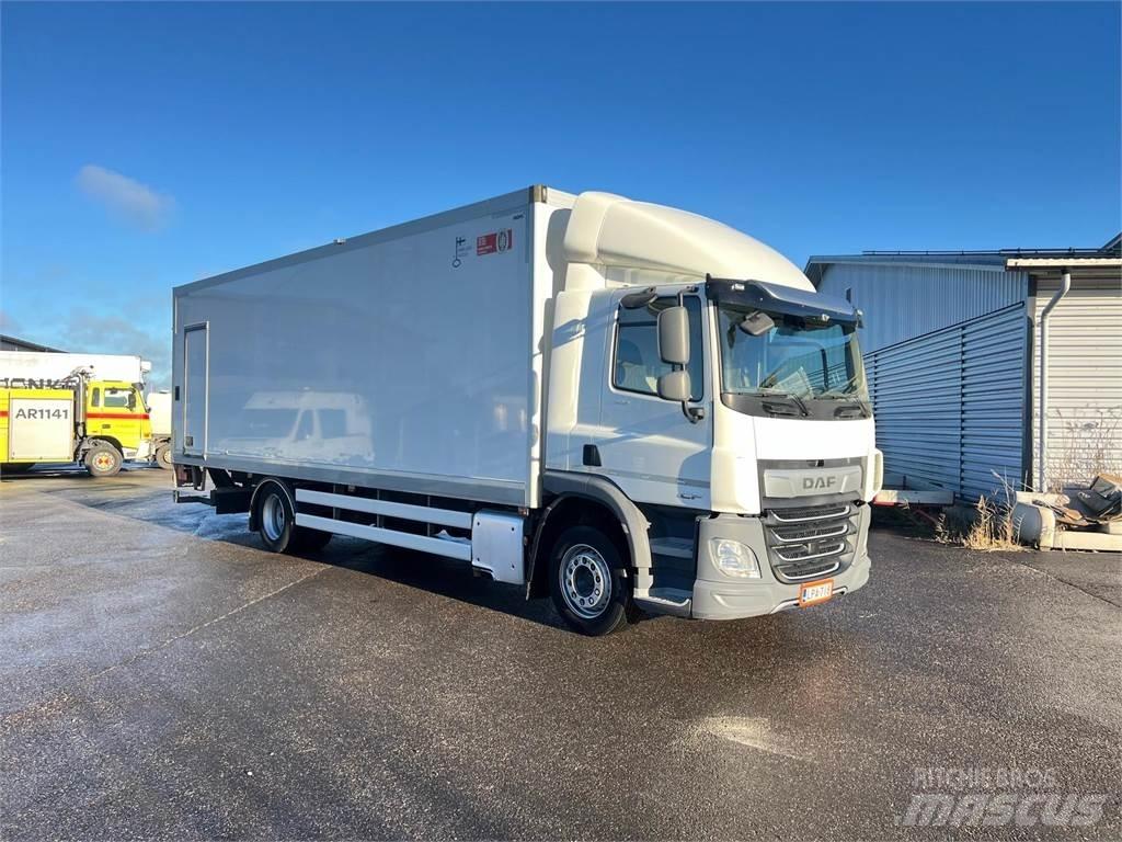 DAF CF 300 FA 4X2 Camiones caja cerrada