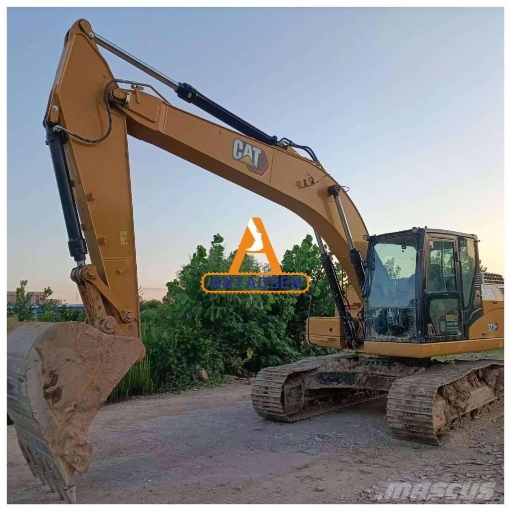 CAT 323GX Excavadoras anfibio