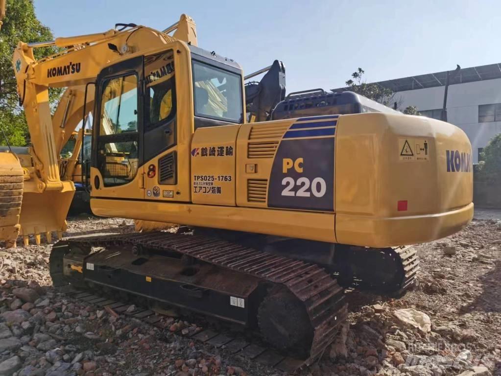 Komatsu PC 220-8 Excavadoras de cadenas