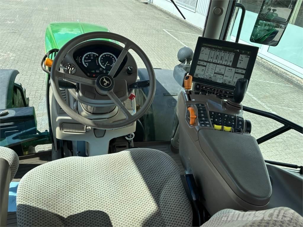 John Deere 6215 R Tractores