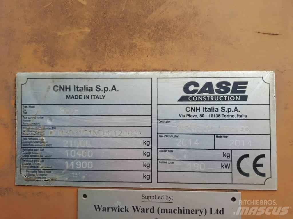 CASE 921 F Cargadoras sobre ruedas
