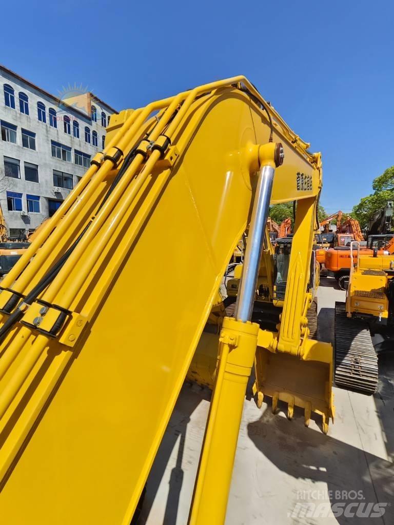 Komatsu PC 220-8 Excavadoras de cadenas