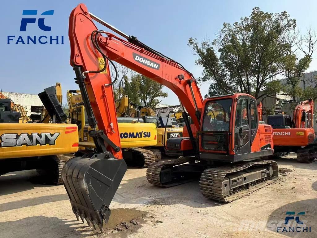 Doosan DX 140 LC Excavadoras de cadenas