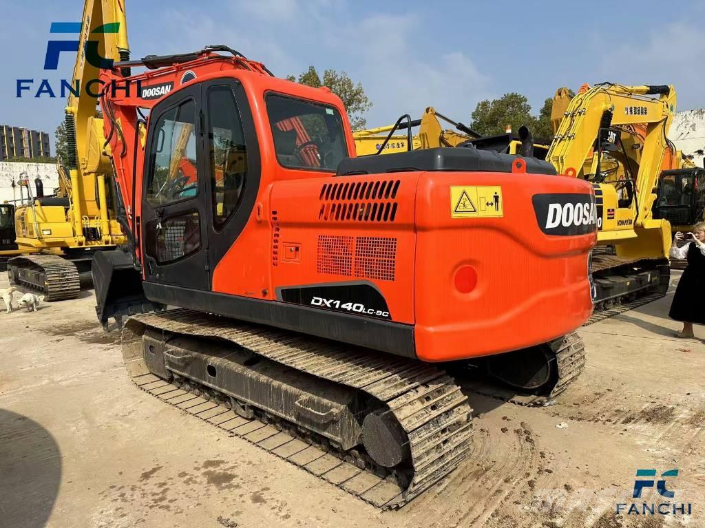 Doosan DX 140 LC Excavadoras de cadenas