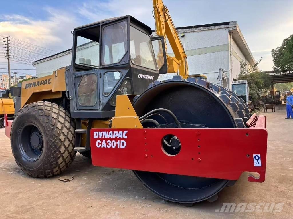 Dynapac CA 301 D Rodillos de un solo tambor