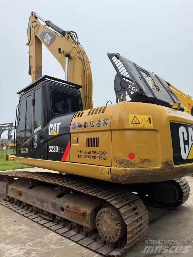 CAT 323D Excavadoras de cadenas