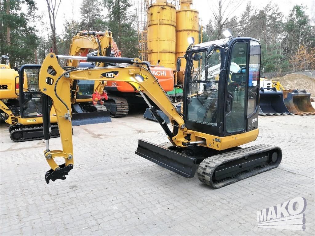 CAT 302.7 D CR Mini excavadoras < 7t