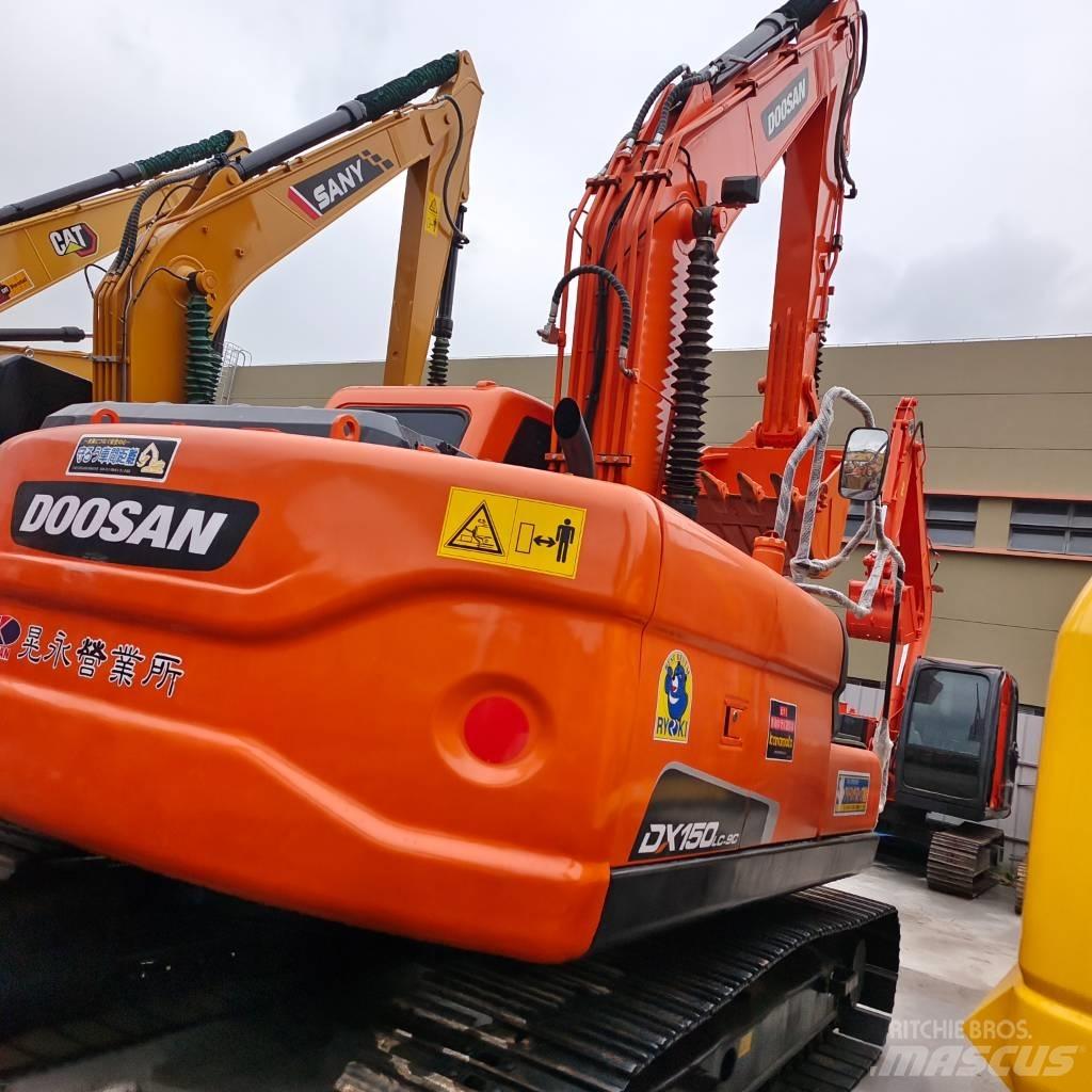 Doosan DX 150 LC Excavadoras de cadenas
