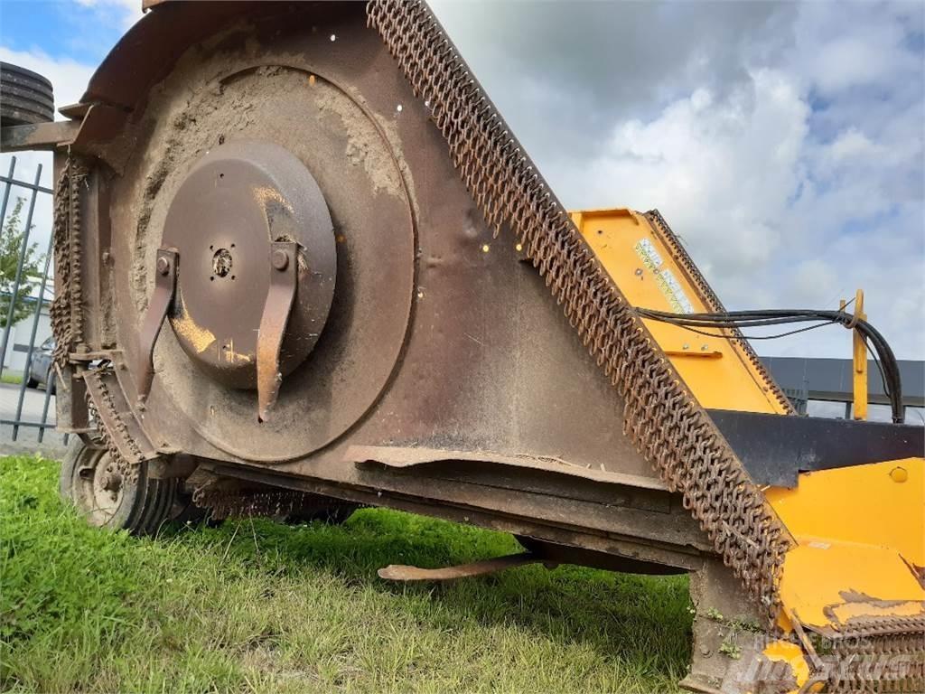 McConnel SR 15 Otros equipos usados para la recolección de forraje