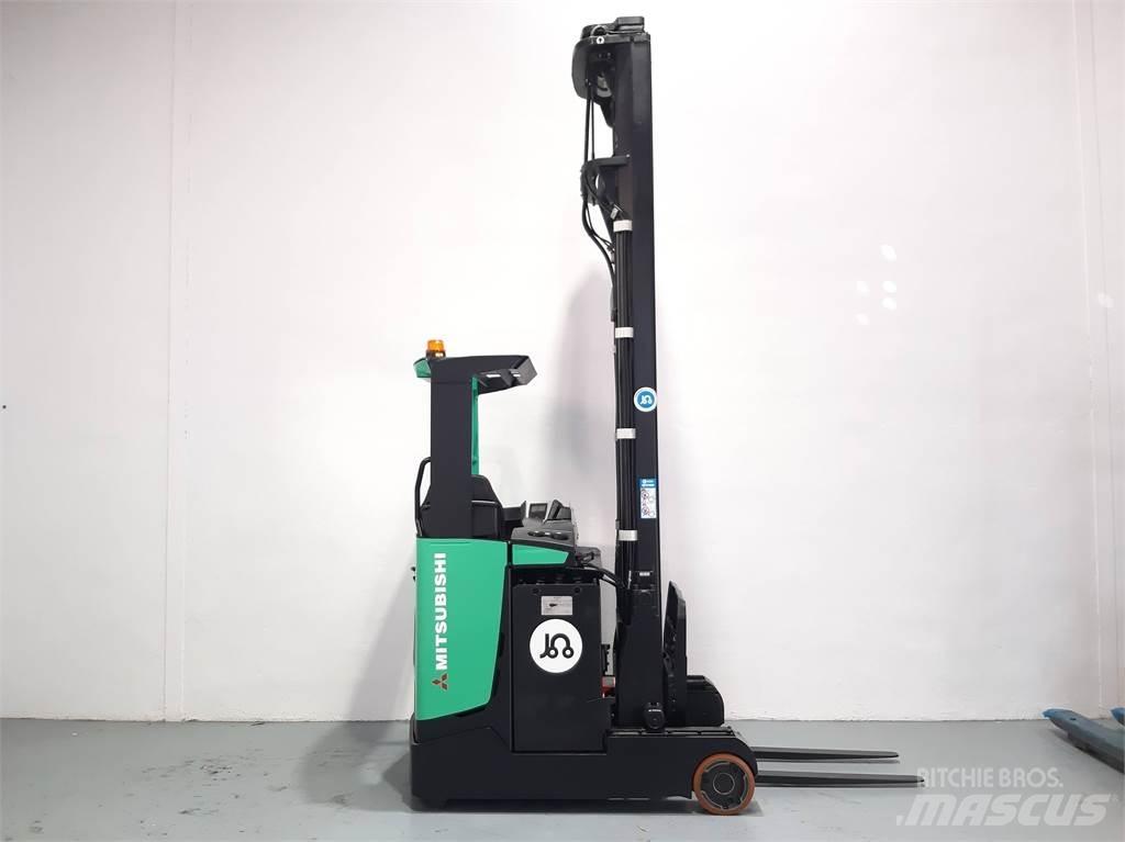 Mitsubishi RB16NH Carretillas retráctiles
