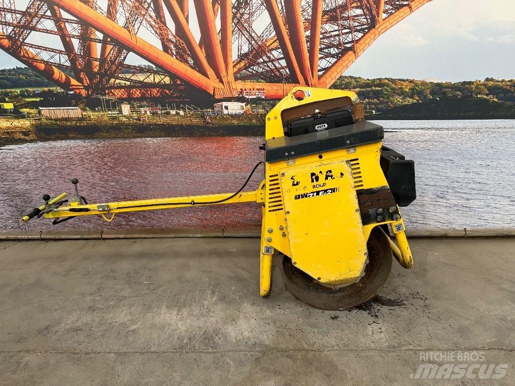 Bomag BW 71 E-2 Rodillos de un solo tambor